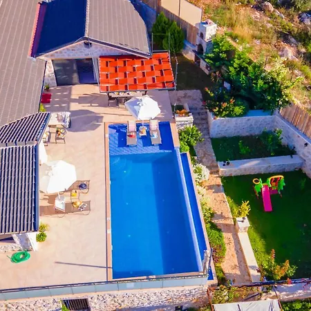 Atlas Villa *